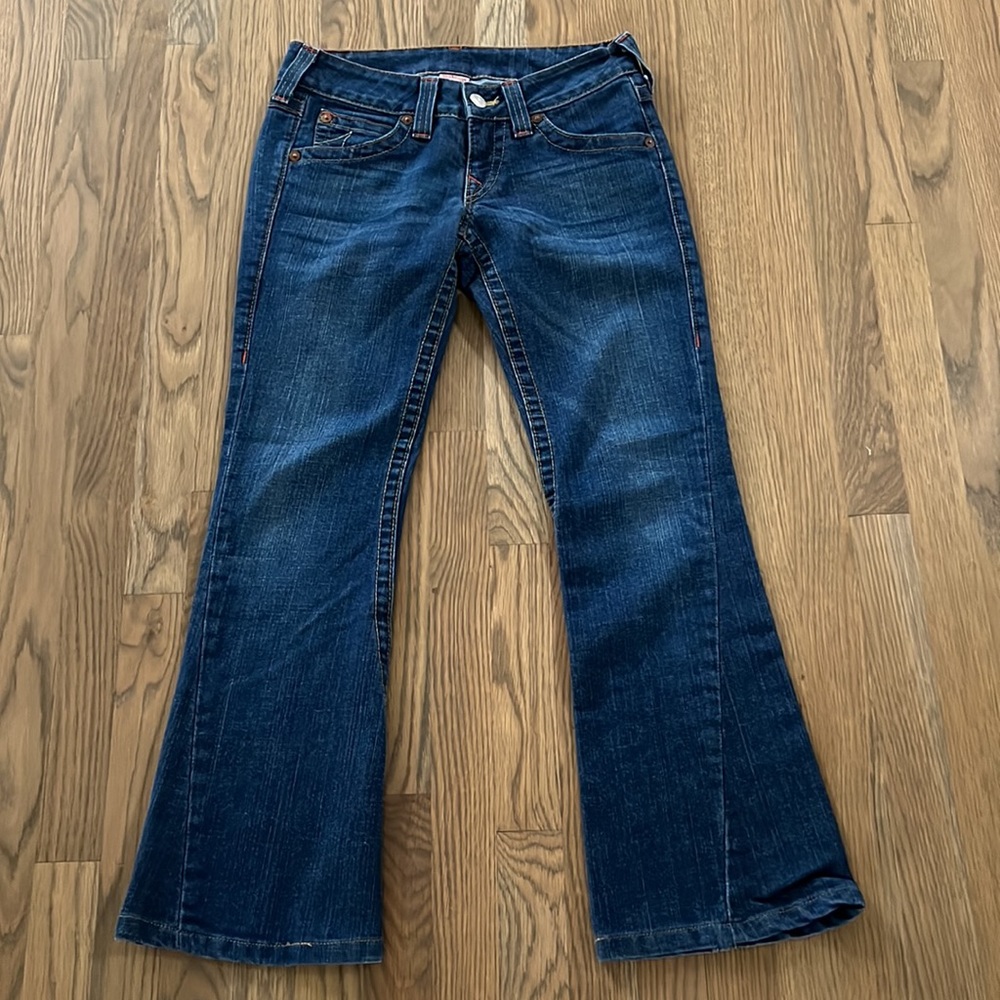True Religion Joey Flare Jeans sz 28 Women’s Mid Blue Large Stitching Horse Shoe